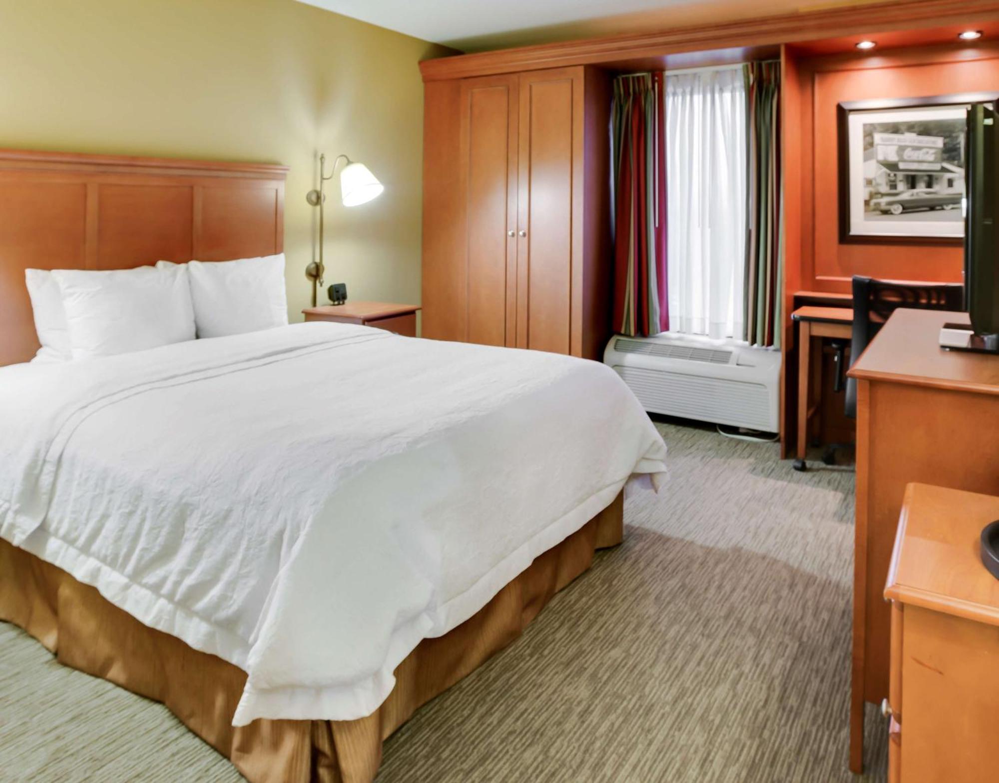Hotel Hampton Pittsburgh/airport 3*