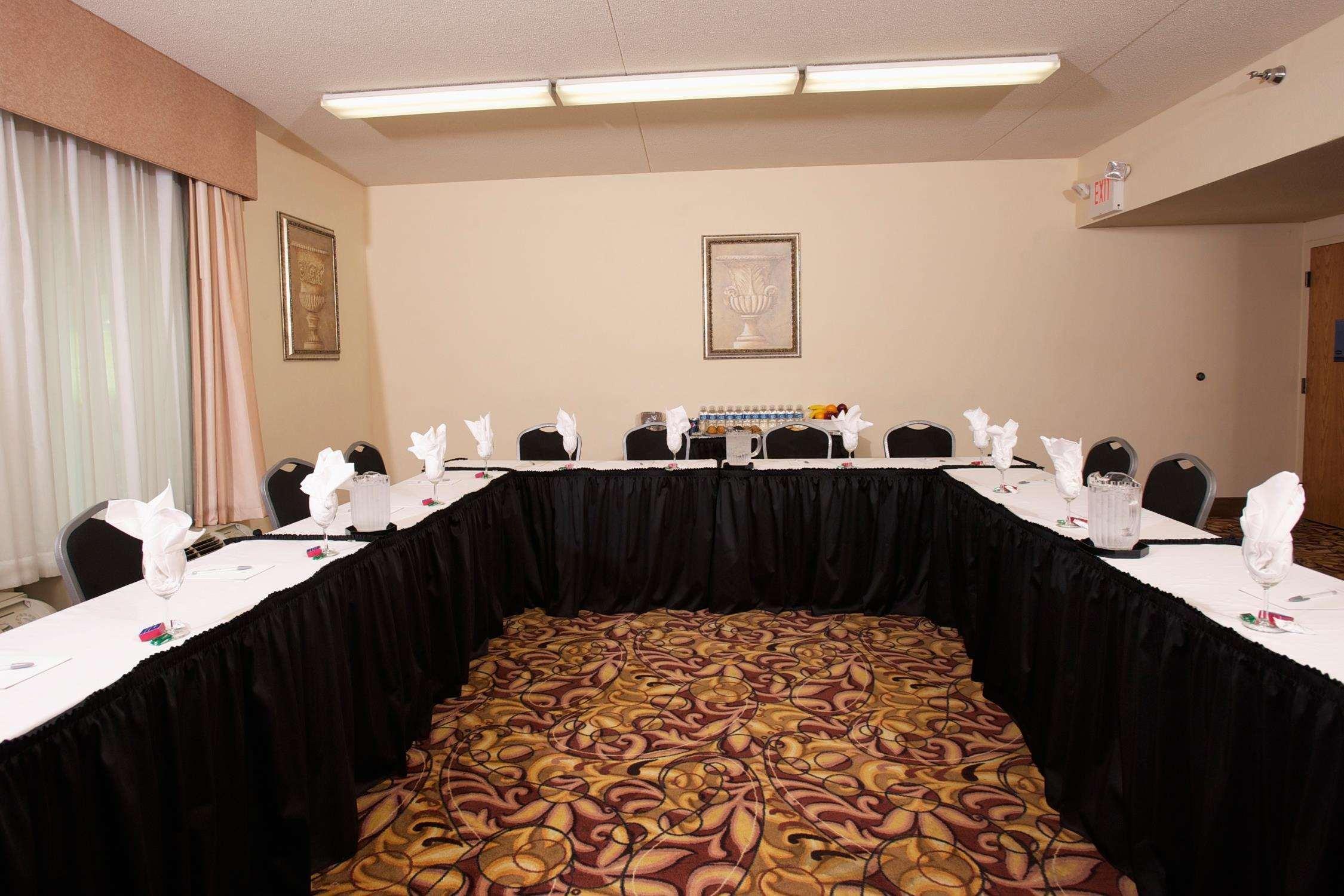 Hotel Hampton Pittsburgh/airport Moon Township
