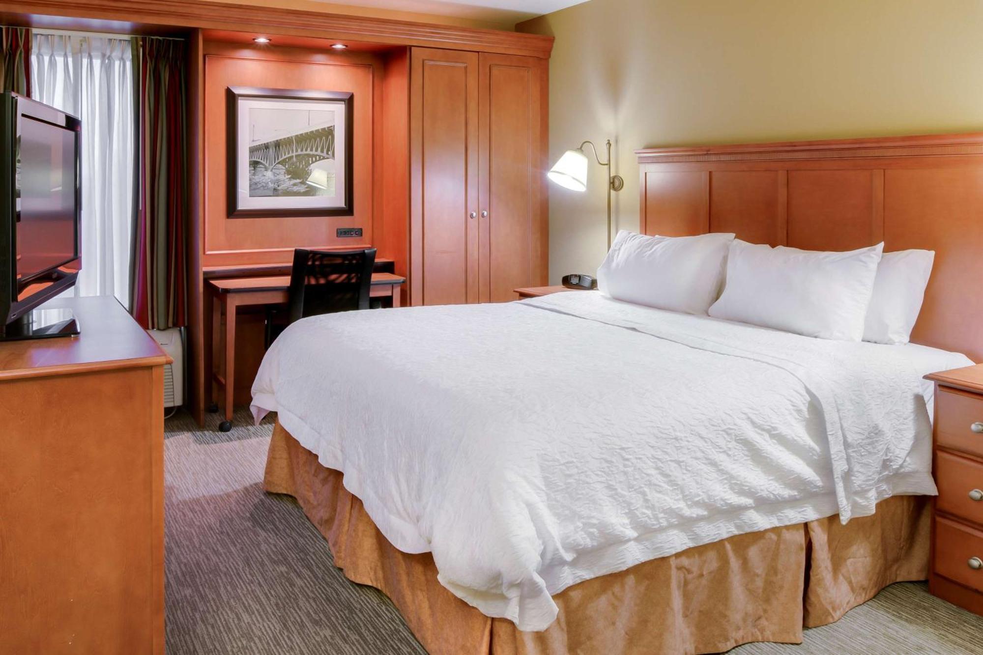 Hampton Pittsburgh/airport Hotel 3*